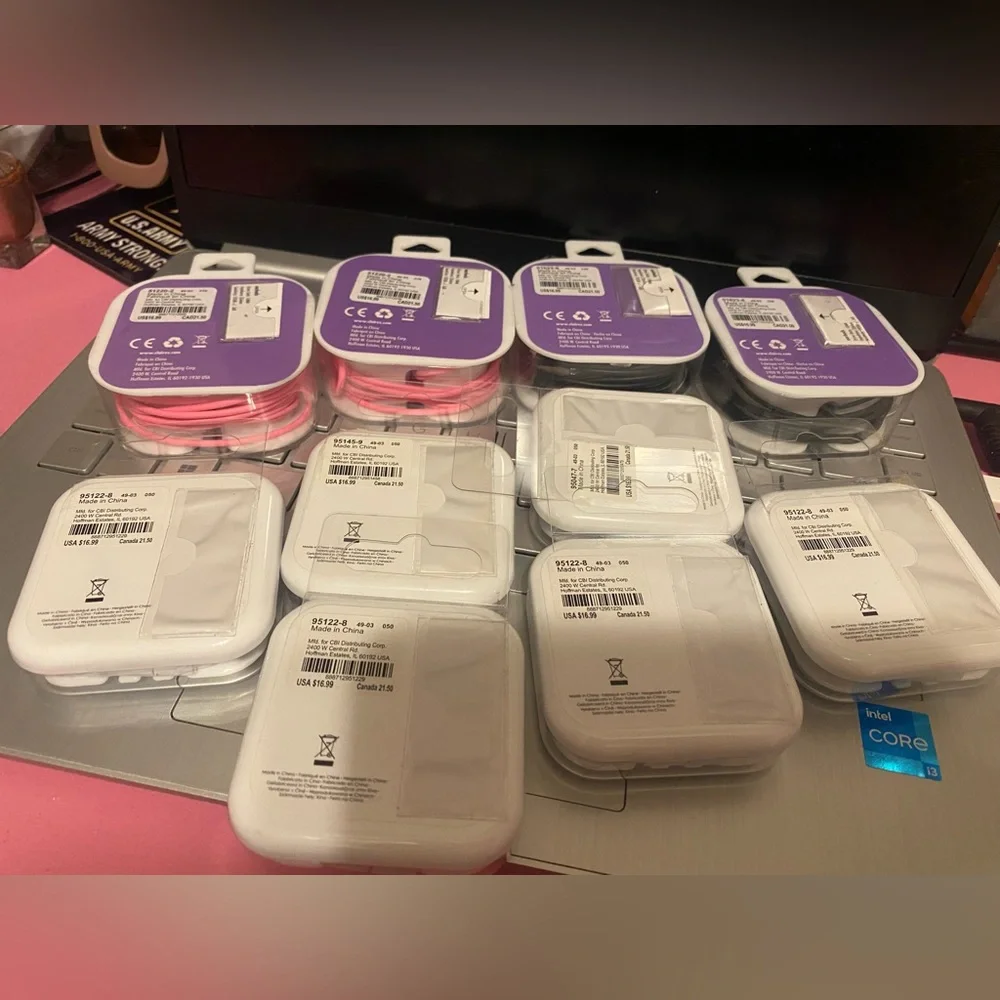 NIP, Lot of 10 Claire’s Earbuds W/ Mic Total Retail Price $169.90